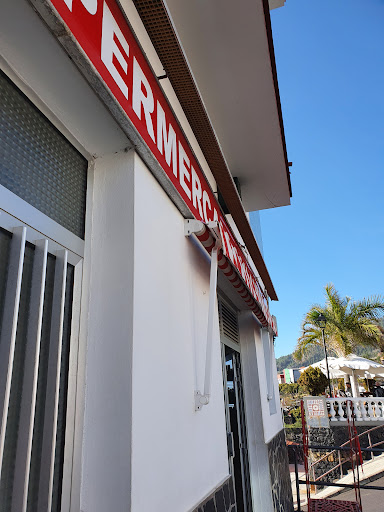 Supermercado San Antonio ubicada en Tijarafe (Santa Cruz de Tenerife)