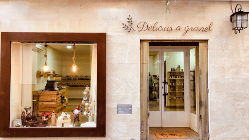 Delicias a Granel ubicada en Órgiva (Granada)