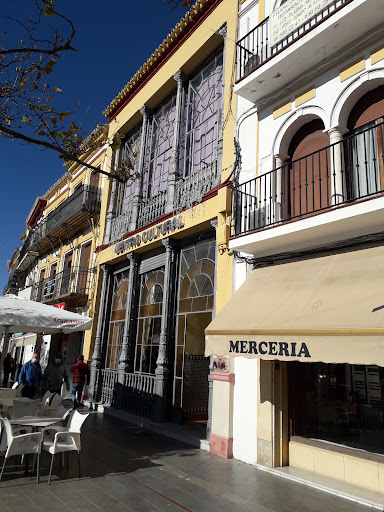 Centro Cultural Utrerano ubicada en Utrera (Sevilla)