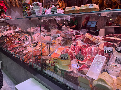 Jamonería Luis ubicada en Madrid (Madrid)