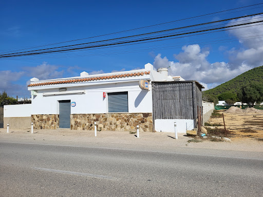 Autoservicio La Marea ubicada en Los Caños de Meca (Cádiz)