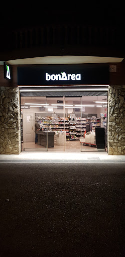 Super bonÀrea Albatàrrec ubicada en Albatàrrec (Lleida)