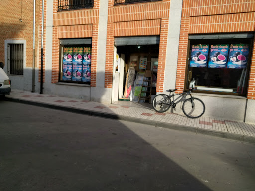 Supermercados Nieto ubicada en Macotera (Salamanca)