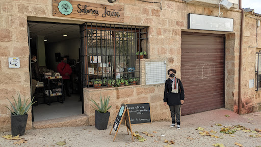 Saborea Jaén ubicada en Baños de la Encina (Jaén)