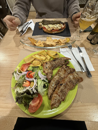 Bar Casal Menjars Argelaguer ubicada en Argelaguer (Girona)