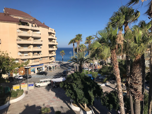 Playa San Cristobal ubicada en Almuñécar (Granada)