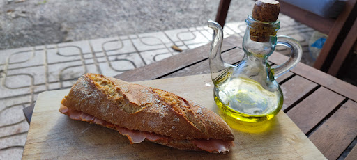 Cafeteria Forn de Pa Foraster ubicada en Cervelló (Barcelona)