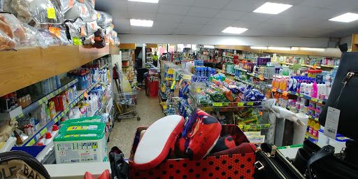 Supermercado Casa Nemesio ubicada en Vegadeo (Asturias)