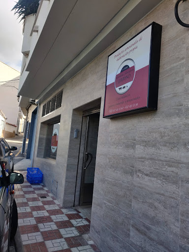 Carnicería - Charcutería Gabino ubicada en Castillo de Locubín (Jaén)