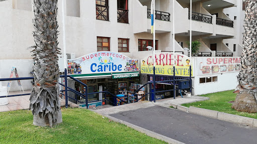 Supermercado Bazar Caribe ubicada en Arona (Santa Cruz de Tenerife)