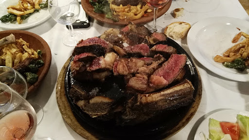 Restaurante El Mesón de Carcedo ubicada en Carcedo de Burgos (Burgos)