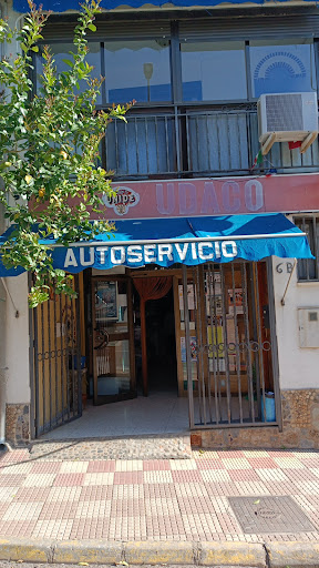 supermercado UDACO ubicada en Castañar de Ibor (Cáceres)