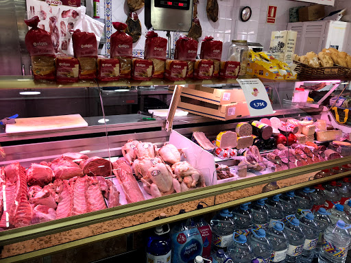 Supermarket Carlos Rico ubicada en Algarrobo (Málaga)