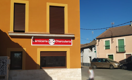 Carnicería Eduardo Bayón ubicada en Hontanares de Eresma (Segovia)