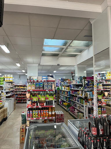 SUPERMERCADO ALBA ubicada en El Gastor (Cádiz)