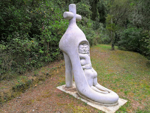 Museu d'escultures eròtiques ubicada en Porqueres (Girona)