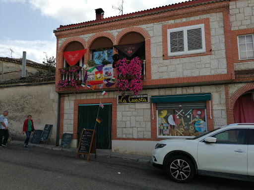 La Cuesta Supermercados ubicada en Montemayor de Pililla (Valladolid)