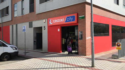 Eroski City ubicada en Sarriguren (Navarra)