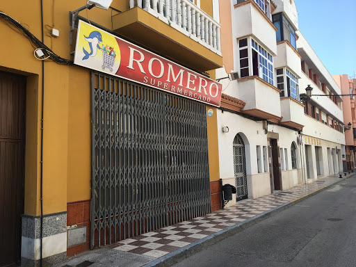 ROMERO SUPERMERCADO ubicada en La Línea de la Concepción (Cádiz)