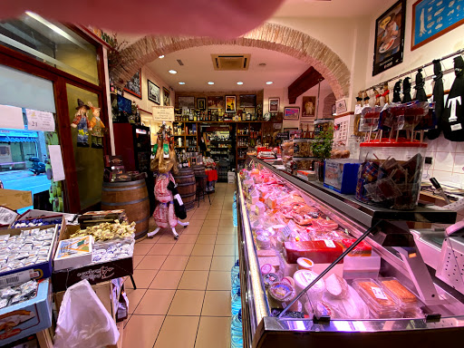 QUEVIURES I CARNS CAN DOMÈNECH S.L. ubicada en Tarragona (Tarragona)