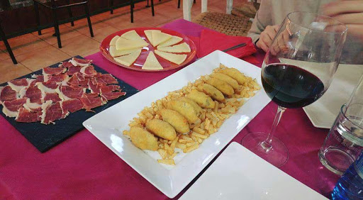 Bar La Abadía ubicada en Granada (Granada)