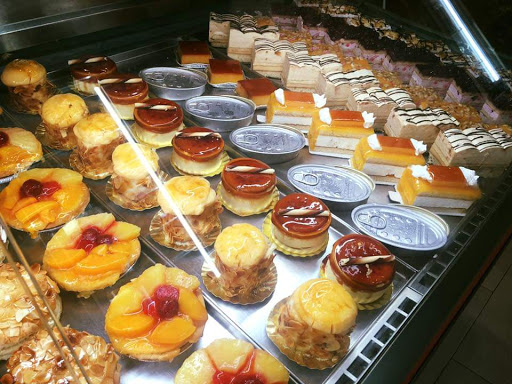 Panadería & Pastelería Paco ubicada en Puerto Serrano (Cádiz)