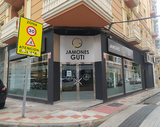 Jamones Guti ubicada en Don Benito (Badajoz)