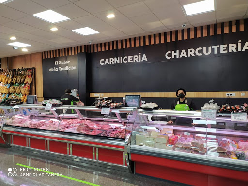 Supermercado Stock Market ubicada en Hellín (Albacete)