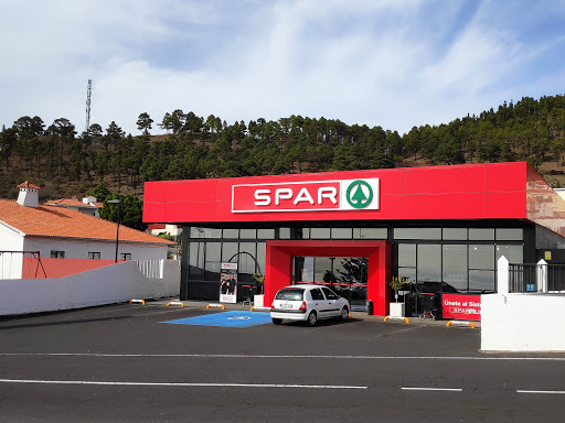 Supermercado Spar Fuencaliente ubicada en Los Canarios (Santa Cruz de Tenerife)