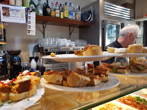Restaurante La Taberna de Curro Castilla ubicada en Málaga (Málaga)