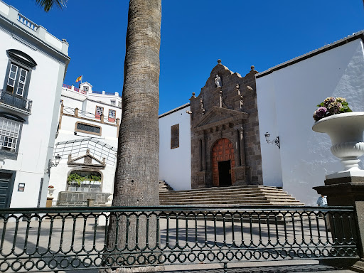 Iglesia Matriz de El Salvador ubicada en Santa Cruz de La Palma (Santa Cruz de Tenerife)