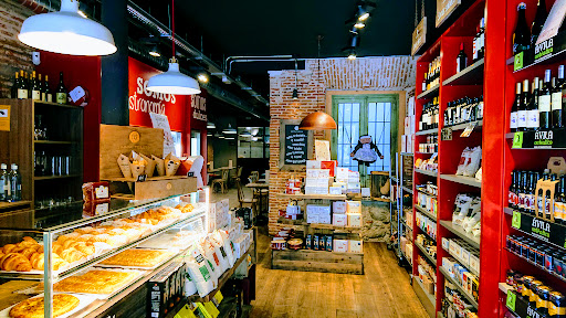 Santa Teresa Shop & Café ubicada en Ávila (Ávila)