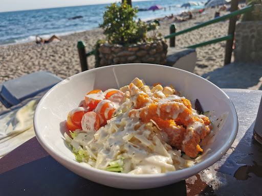 Playa Nudista Benalnatura ubicada en Benalmádena (Málaga)