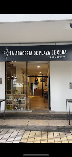 La abaceria de plaza de cuba tienda gourmet ubicada en Seville (Sevilla)