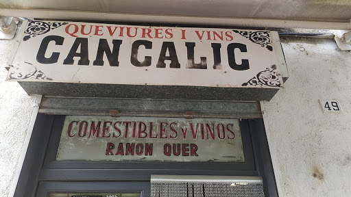 Can Calic "Bodega Y Comestibles" ubicada en Osor (Girona)