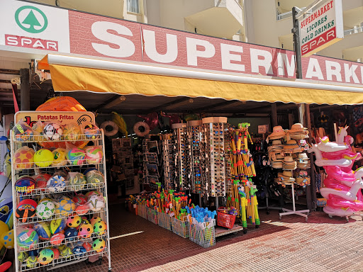 Spar Supermarket ubicada en Sa Coma (Islas Baleares)