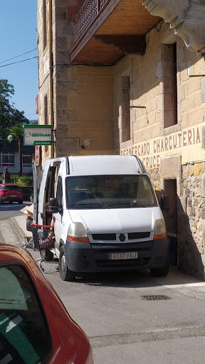 Coviran ubicada en Villacarriedo (Cantabria)