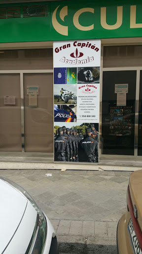 Academia Gran Capitán ubicada en Granada (Granada)