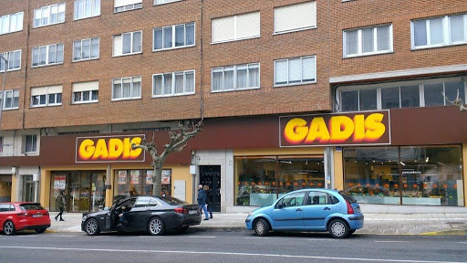 Supermercado Gadis ubicada en Fene (A Coruña)