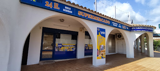 Supermercado 24H NightShop Peñíscola ubicada en Peniscola (Castellón)