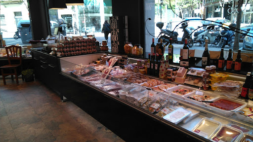 Jamones El Charro ubicada en Barcelona (Barcelona)