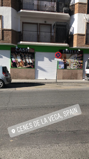 Cash Emilia ubicada en Cenes de la Vega (Granada)