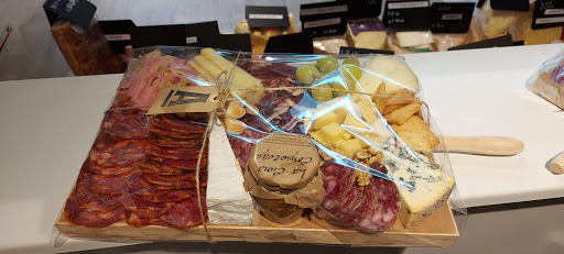 Arado Minimarket ubicada en Madrid (Madrid)