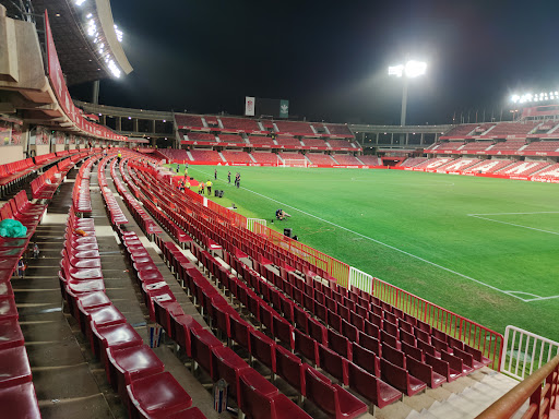 Nuevo Estadio de Los Cármenes ubicada en Granada (Granada)