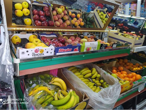 La tienda de Mª Carmen y Antonio ubicada en Nerja (Málaga)