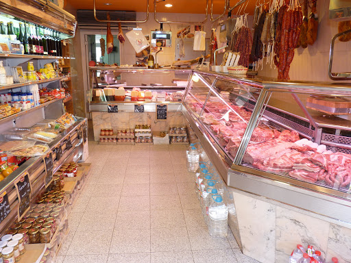 CARNS I EMBOTITS PERE MAS ubicada en Girona (Girona)