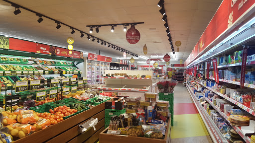 Supermercados Dia ubicada en Candeleda (Ávila)