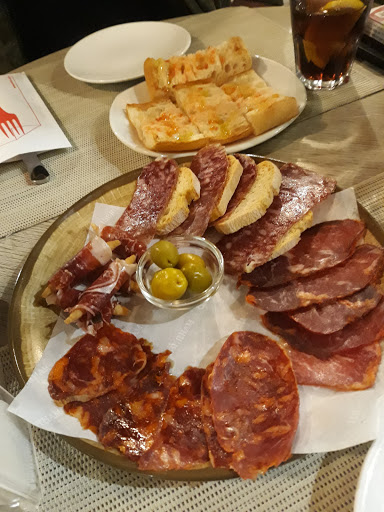 Andreu Xarcuteria i Tastets (La Roca Village) ubicada en Santa Agnès de Malanyanes (Barcelona)