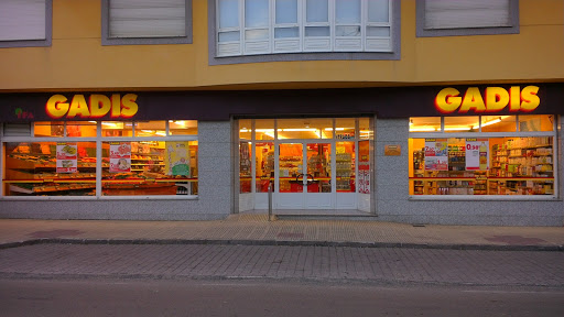 Supermercado Gadis ubicada en San Cosme de Barreiros (Lugo)