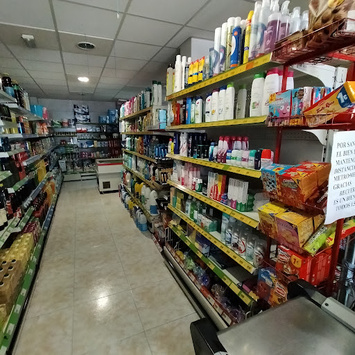 Supermercado Dos Pilares ubicada en Alhendín (Granada)